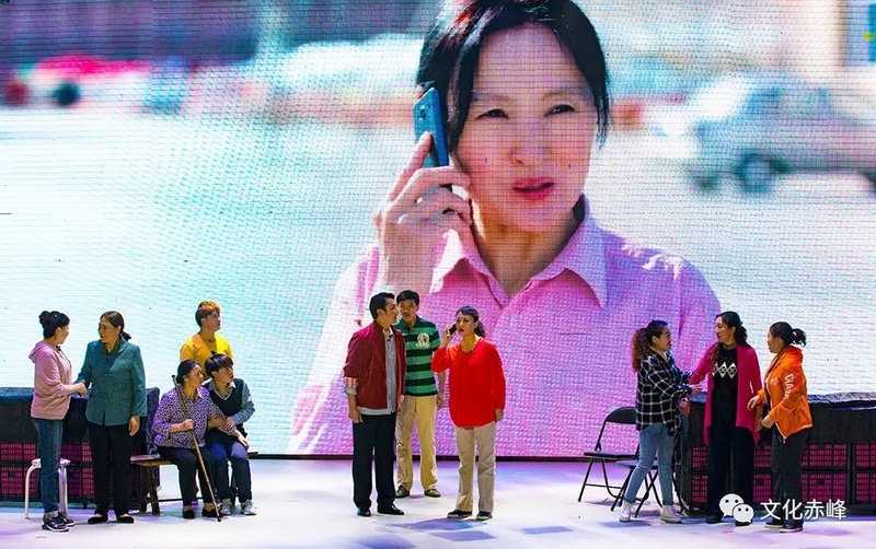 话剧《不能倒下》剧照