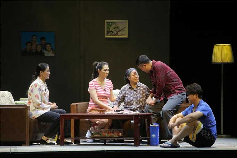 话剧《母亲》剧照